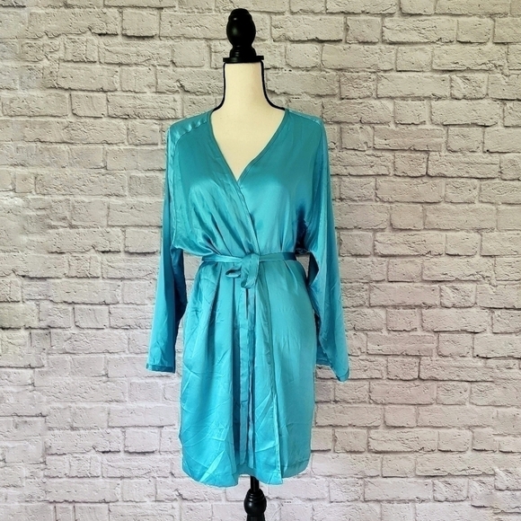 Victoria's Secret vintage turquoise blue wrap luxurious robe One Size - Picture 2 of 9